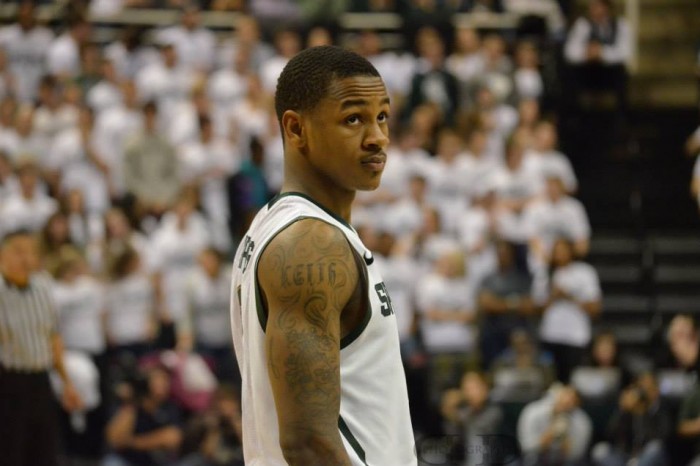 Appling Leads Spartans Past&nbsp;Pilots